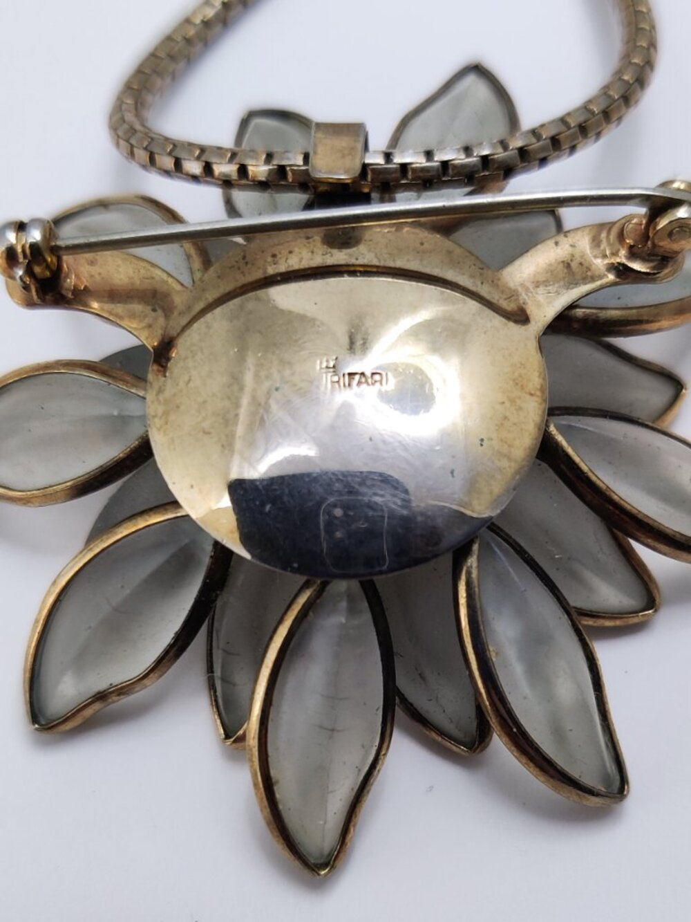 VTG Signed Crown Trifari Frosted Water Lily Necklace Earrings Woodland Fantasies - Picture 5 of 8
